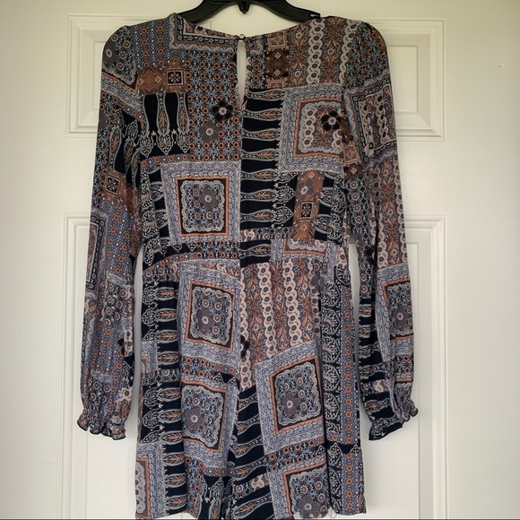 •En Crème• Boho Long Sleeve Floral Romper - Small - Picture 6 of 9